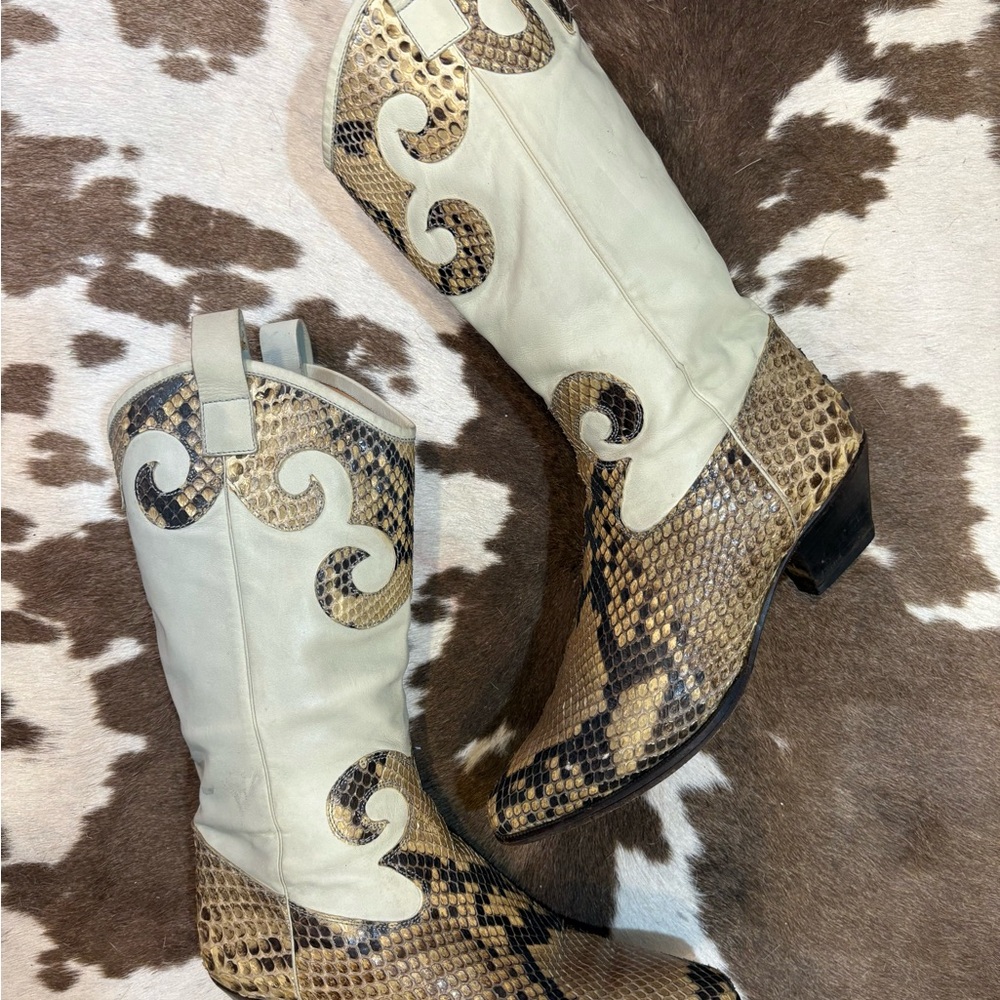 Vintage Cream and Brown Patterned Heeled Boots